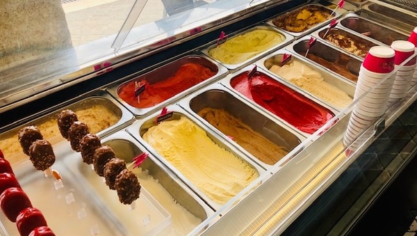 Chocolatier Libourne Les Chocolats De Sophie Salon De The Maitre Artisan Chocolat 100 Pur Beurre De Cacao A Libourne